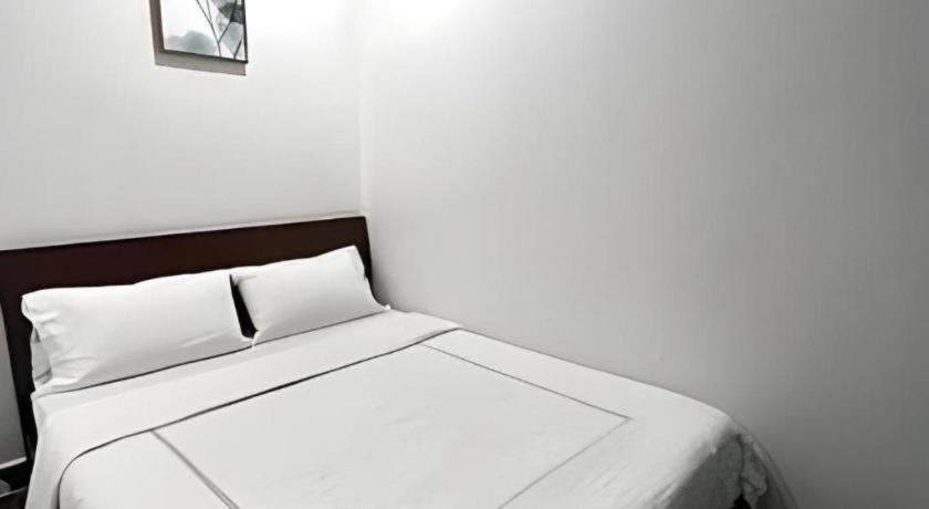 Oyo 90936 Hotel Manjoi Inn Ipoh Buitenkant foto